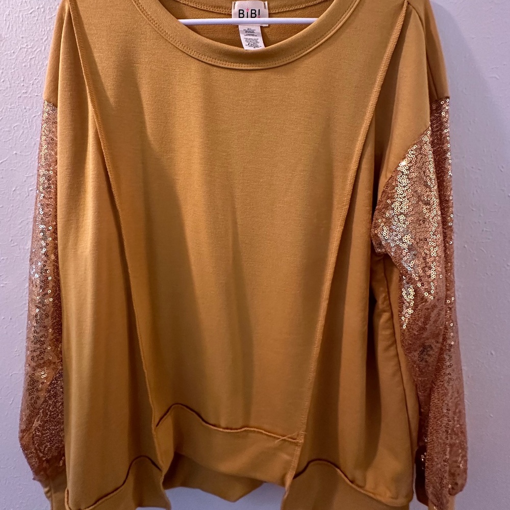 BiBi mustard long sleeve top size medium